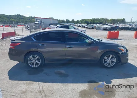 2013 Nissan Altima 2.5 Sv z USA, uszkodzony, nr VIN 1N4AL3AP9DC155892